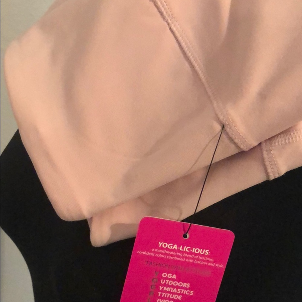 Yoga-Lic-ious Shadow Petal yoga pants.  Size L